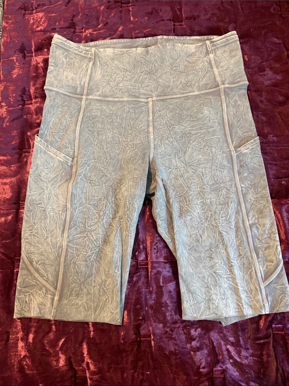 lululemon ice-dyed grey/sage running shorts with side pockets